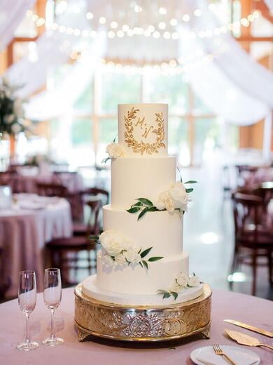 Wedding Monogram on Cake in Gold